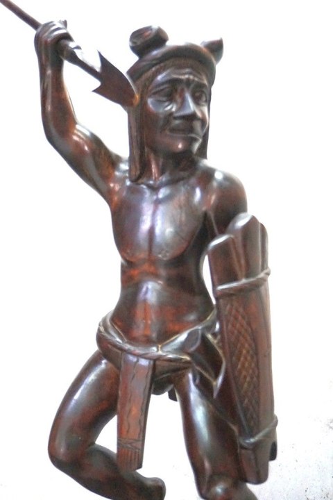 H-P STARA DREWNIANA RZEŹBA WOJOWNIK IGOROT Filipiny 73cm