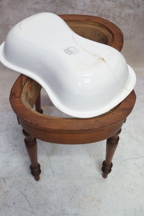 H-P XVIIIw ANTYCZNA TOALETA BIDET DREWNIANY Z CERAMIKĄ V&B