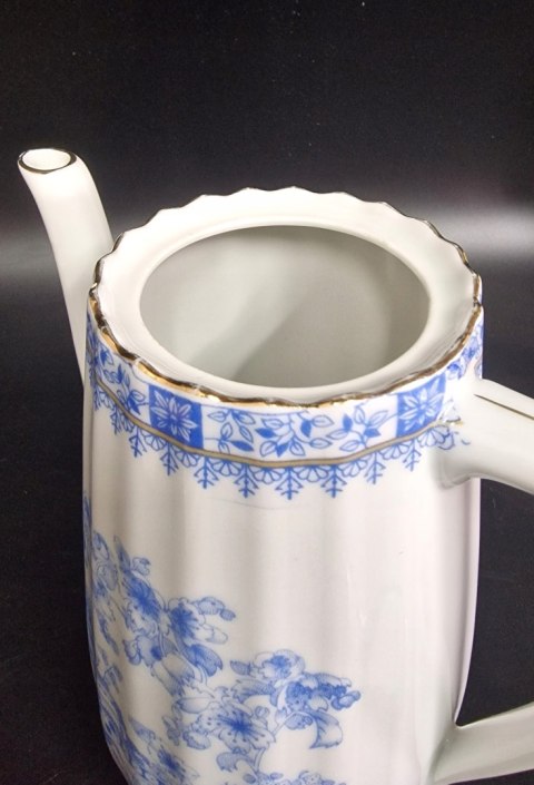 H-P UROCZY DZBANEK ZDOBIONY KOBALTEM CHINA BLUE BAVARIA