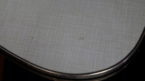 H-P MAŁY PODRĘCZNY STOLIK TRÓJKĄTNY PATYCZAK PRL