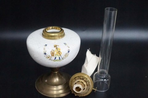 H-P MOSIĘŻNO CERAMICZNA LAMPA NAFTOWA Z KLOSZEM