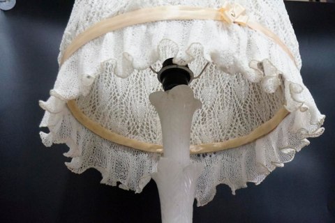 H-P PIĘKNA WYSOKA LAMPA KOLUMNOWA Z ALABASTRU z abażurem BOHO