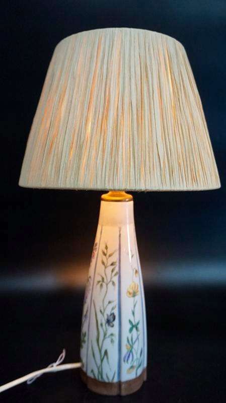 H-P PRZEPIĘKNA MALOWANA LAMPA PORCELANOWA Z ORGANICZNYM ABAŻUREM KPM