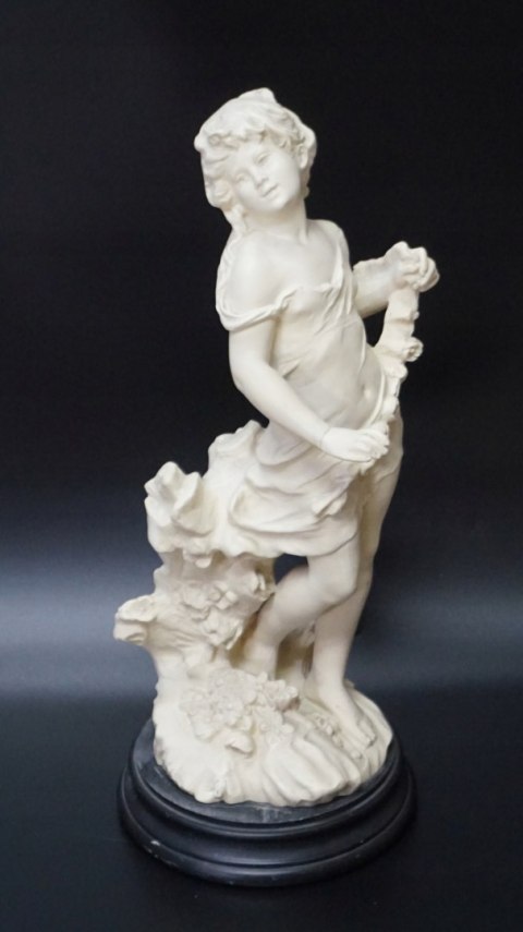 H-P CUDNA FIGURA RZEŹBA ALABASTER DZIEWCZYNA wzór Moreau
