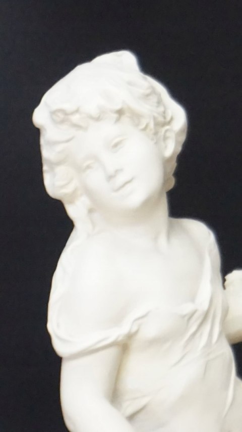 H-P CUDNA FIGURA RZEŹBA ALABASTER DZIEWCZYNA wzór Moreau
