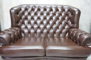 H-P KANAPA CHESTERFIELD BRĄZ SKÓRA NATURALNA