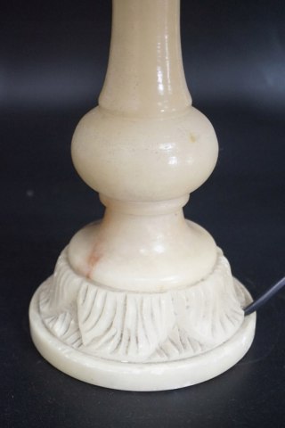 H-P LAMPKA -LAMPA KOLUMNA Z JASNEGO MARMURU