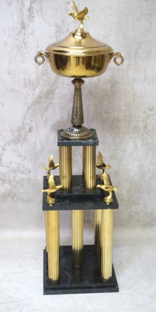 H-P OKAZAŁE TROFEUM PUCHAR DLA HODOWCY GOŁĘBI GOŁĘBIARZA 117cm