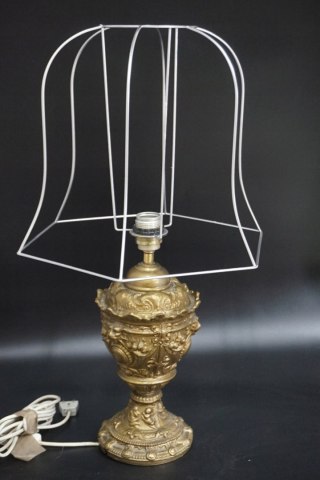 H-P STARA masywna LAMPA ŻELIWNA z amorkami
