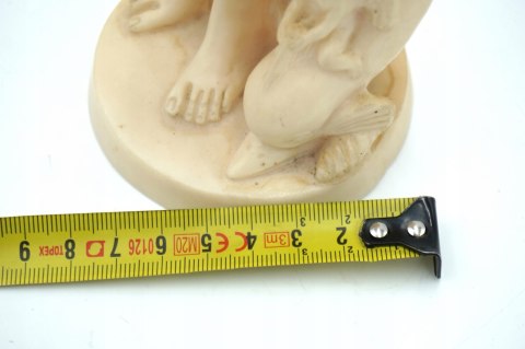 H-P STARA FIGURA WENUS AFRODYTA - ALABASTER