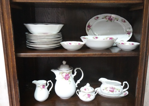 H-P DUŻY SERWIS PORCELANOWY THUN CARLSBAD RÓŻE 73 ELEMENTY BOHÊME
