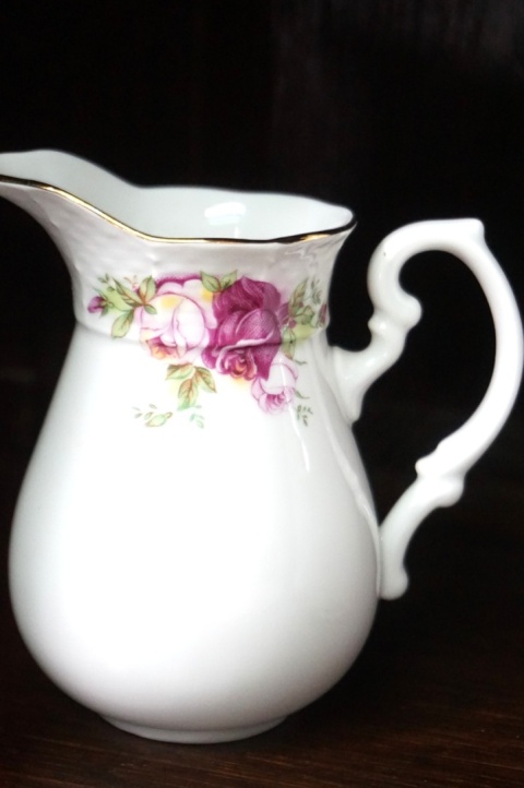 H-P DUŻY SERWIS PORCELANOWY THUN CARLSBAD RÓŻE 73 ELEMENTY BOHÊME