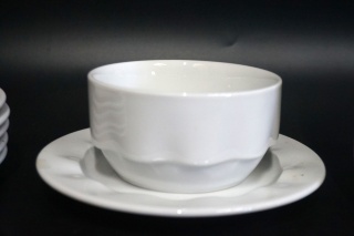 H-P ROSENTHAL LAOLA BIAŁA BULIONÓWKA ZE SPODKIEM PORCELANA 6 os.