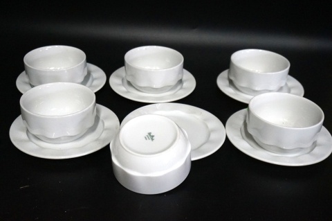 H-P ROSENTHAL LAOLA BIAŁA BULIONÓWKA ZE SPODKIEM PORCELANA 6 os.